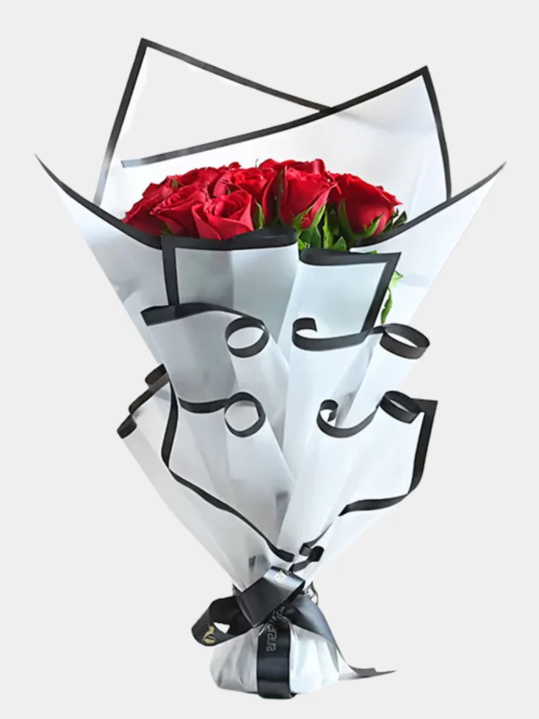 Red Roses With Delicious Red Velvet Cake